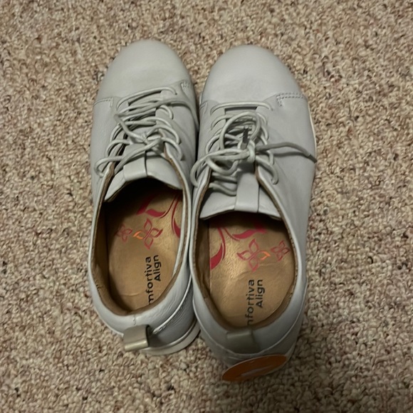 Comfortiva align shoes - Picture 2 of 3